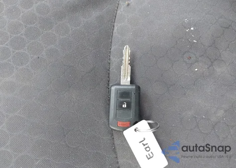 2015 Mitsubishi Mirage De/Rf z USA, uszkodzony, nr VIN ML32A3HJ0FH034117